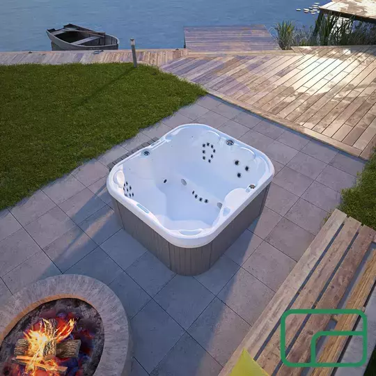 Cosy's Tempting 4-Person Spa
