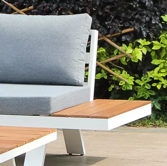 garden-corner-set