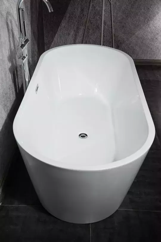 Traditional Oval freestanding bath